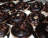 صورة لخطوة 1 من وصفة دوناتس🍩🍩🍫🌰 مخبوزه