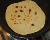 Foto del paso 1 de la receta: Taco bar con rellenos variados: porotos negros, camarones, albacora