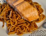 Une image de l'étape 6 de Udon au saumon.