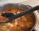 Foto del paso 6 de la receta: Pulpo guisado con papas