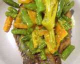 Foto langkah ke 5 dari resep Mujair goreng acar buncis.
