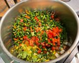 Une image de l'étape 16 de Sauce aux piments indiens, tomates, gingembre et coriandre.