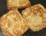 A picture of step 3 of Aloo masala toast.