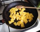 A picture of step 4 of Vickys Shortcrust Pineapple Pie, GF DF EF SF NF.