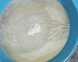 Foto langkah ke 5 dari resep Super moist coconut Lemon cake.