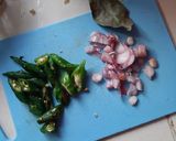 Foto langkah ke 1 dari resep Tumis Kuah Santan Tahu dan Kacang Panjang.