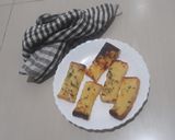 A picture of step 3 of Garlic bread.