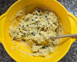 Foto del paso 3 de la receta: Bizcochitos garbanzo, banana y arándanos
