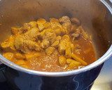 Foto del paso 7 de la receta: Solomillo de cerdo estofado con champiñones y patatas