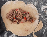 Foto del paso 7 de la receta: Empanadas rellenas de carne y verduras