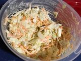 Káposztasaláta (coleslaw)