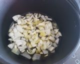 Foto del paso 1 de la receta: Garbanzos con chorizo y tomate al romero