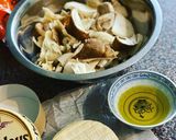 Pirított gombás, camembert sajtos pirítós recept fázis 1 fotója
