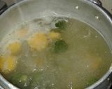 Foto langkah ke 5 dari resep Bakso Vegetarian Kuning Hijau.