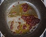 عکس مرحله 3 از دستور قیمه لاپلو با قلقلی مرغ 😋