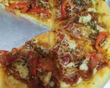 Foto langkah ke 6 dari resep Pizza Homemade ala Pizza H*T.