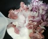 A picture of step 2 of Mutton white karahi.