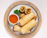 Foto langkah ke 9 dari resep Lumpia Ayam sayur.