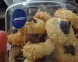Foto langkah ke 5 dari resep Thumbprint Choco Cheese.