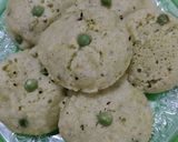 A picture of step 8 of Rava Matar Idli.
