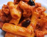 Foto del passaggio 3 della ricetta Rigatoni con cavolo alla puttanesca