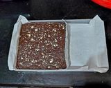 A picture of step 5 of Choco Almond-Walnut Fudge.