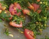 A picture of step 2 of Dal methi palak.