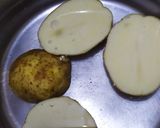 আলু মটরশুঁটি মরিচ(Aloo matorshuti morich recipe in Bengali) রেসিপির ধাপ 1 ছবি