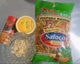 Hình bước làm 1 của món Nui lốc xoáy chiên bơ tỏi cay 🌶