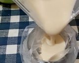 Foto langkah ke 3 dari resep Roti Jala Merah Putih.