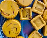 A picture of step 5 of Turmeric and saffron chocolate.