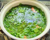 Foto langkah ke 4 dari resep Jangan Kelor/Sayur Bening Daun Kelor.