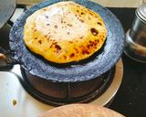A picture of step 3 of Garlic Paneer Paratha.