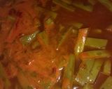 Foto del paso 4 de la receta: Caldo de mollejas con nopales