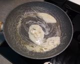 A picture of step 4 of Gnudi with Gorgonzola Cream.