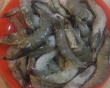 Foto langkah ke 2 dari resep Udang telur asam manis.