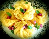 A picture of step 7 of Orange honey semolina squares.