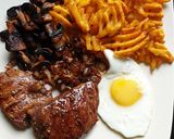 A picture of step 4 of Rump Steak with Diane Sauce.