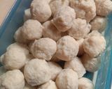 Foto langkah ke 4 dari resep Sop Bakso Ayam Kuah Kaldu.