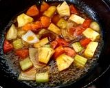 รูปขั้นตอนการทำที่ 4 ของ ผัดเปรี้ยวหวานเต้าหู้เหลือง