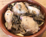 Foto del paso 4 de la receta: Pollo asado con manzanas y setas