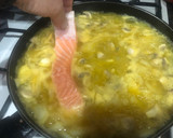 Foto del paso 5 de la receta: Salmón en salsa de cava con alcachofa y champiñones