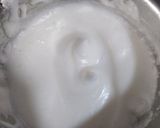 Une image de l'étape 4 de Cake au lait et au glaçage au chocolat.