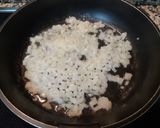 Foto del paso 2 de la receta Calabacín luna con bechamel de gambas