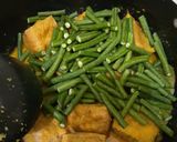 Foto langkah ke 4 dari resep Gulai Tahu Kacang Panjang.