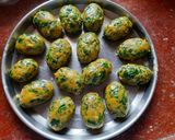 सुरती उंधीयु पुरी (Surti Undhiyu Puri Recipe In Marathi) रेसिपी स्टेप 4 फोटो 