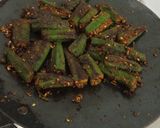 भरवा तवा भिंडी (Bharwan tava bhindi recipe in hindi) रेसिपी चरण 6 फोटो