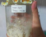Foto langkah ke 1 dari resep Raisin Chia Soft Sourdough (Sweet Stiff Starter).