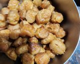 A picture of step 3 of Soya chunks fried rice.