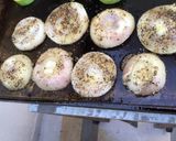 Une image de l'étape 7 de Oignons de roscoff aux herbes de Provence.